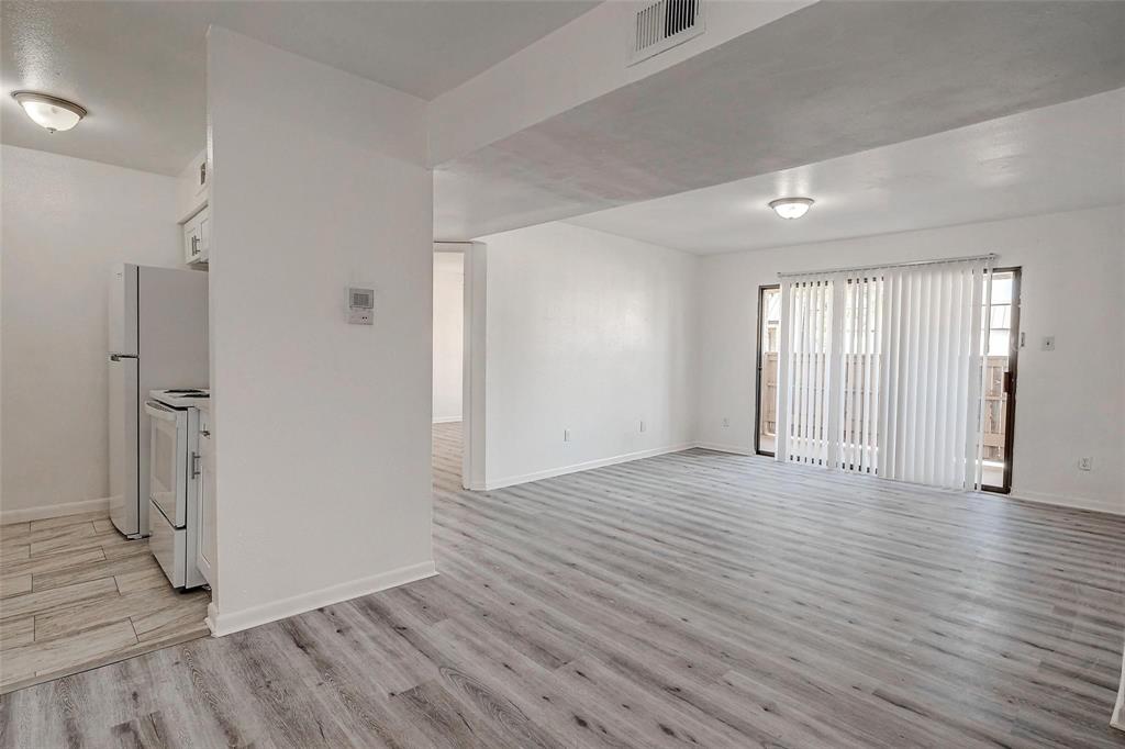 8521 Hearth Drive #33, Houston, Texas image 6