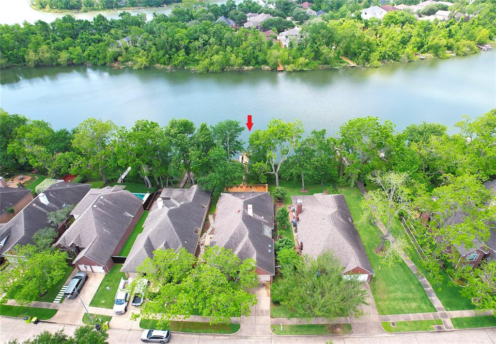 4246 Lakeshore Forest Drive, Missouri City, Texas image 9