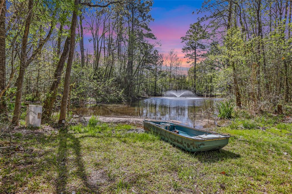 203 County Road 6763, Dayton, Texas image 1