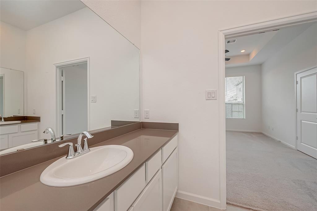 9507 Meghan Heights Drive, Baytown, Texas image 43
