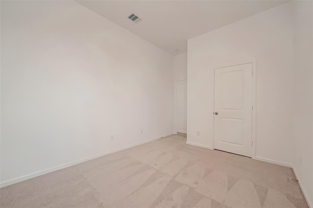 9507 Meghan Heights Drive, Baytown, Texas image 30
