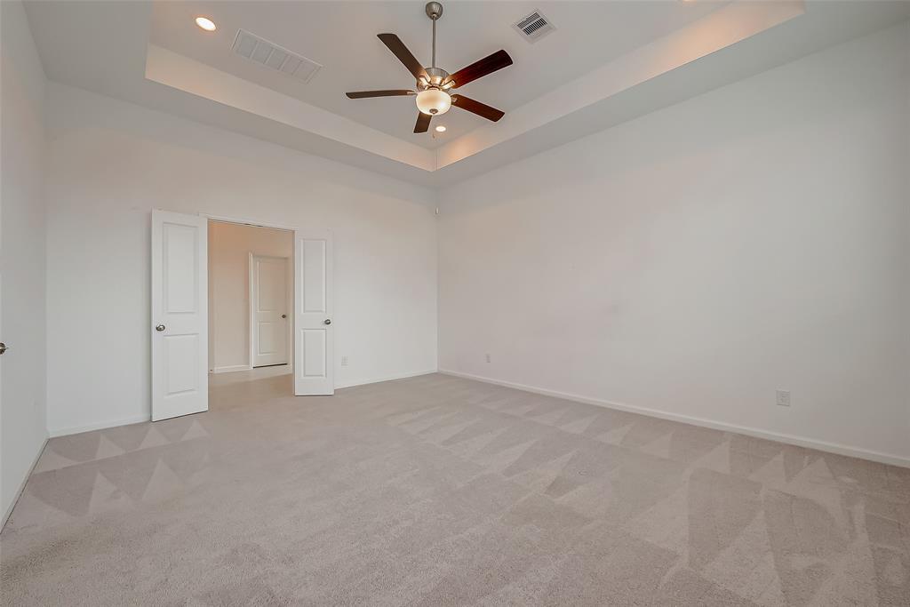 9507 Meghan Heights Drive, Baytown, Texas image 36