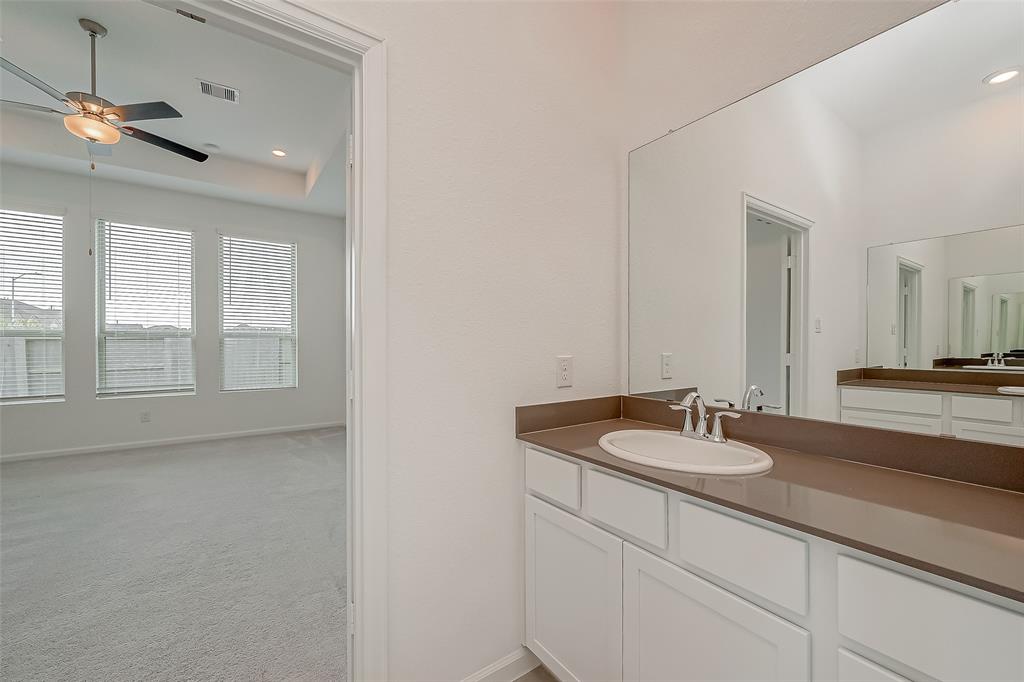 9507 Meghan Heights Drive, Baytown, Texas image 44