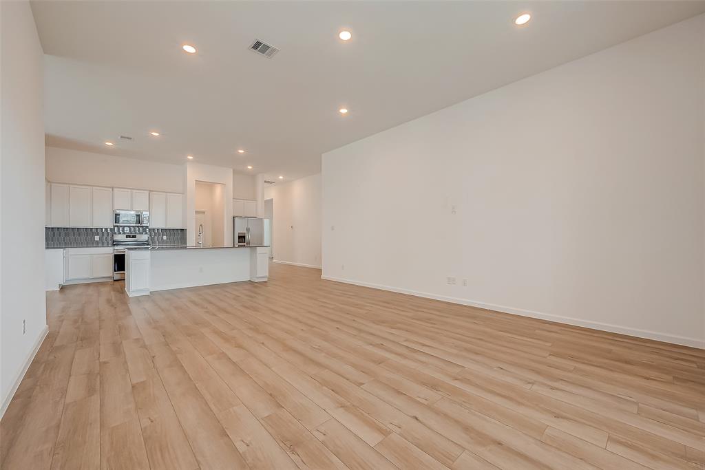 9507 Meghan Heights Drive, Baytown, Texas image 22