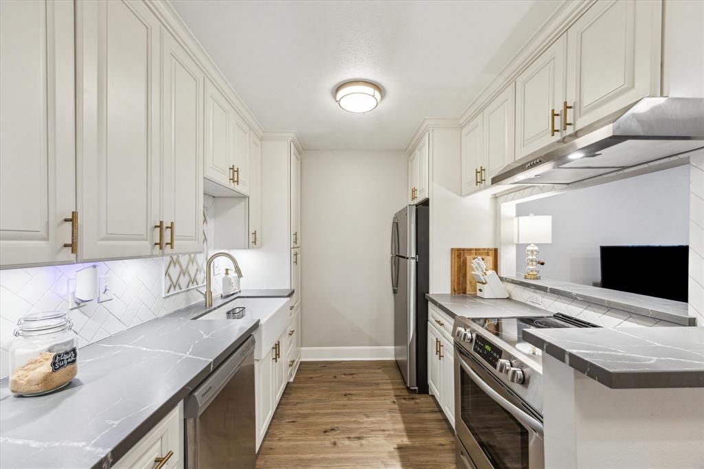 2250 Bering Drive #3, Houston, Texas image 6