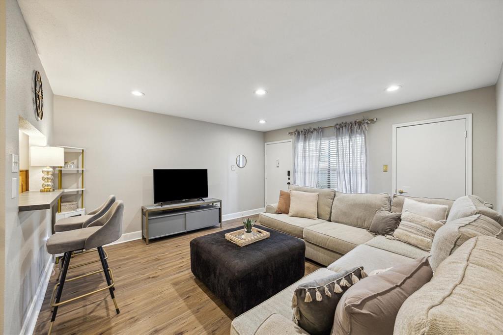 2250 Bering Drive #3, Houston, Texas image 4