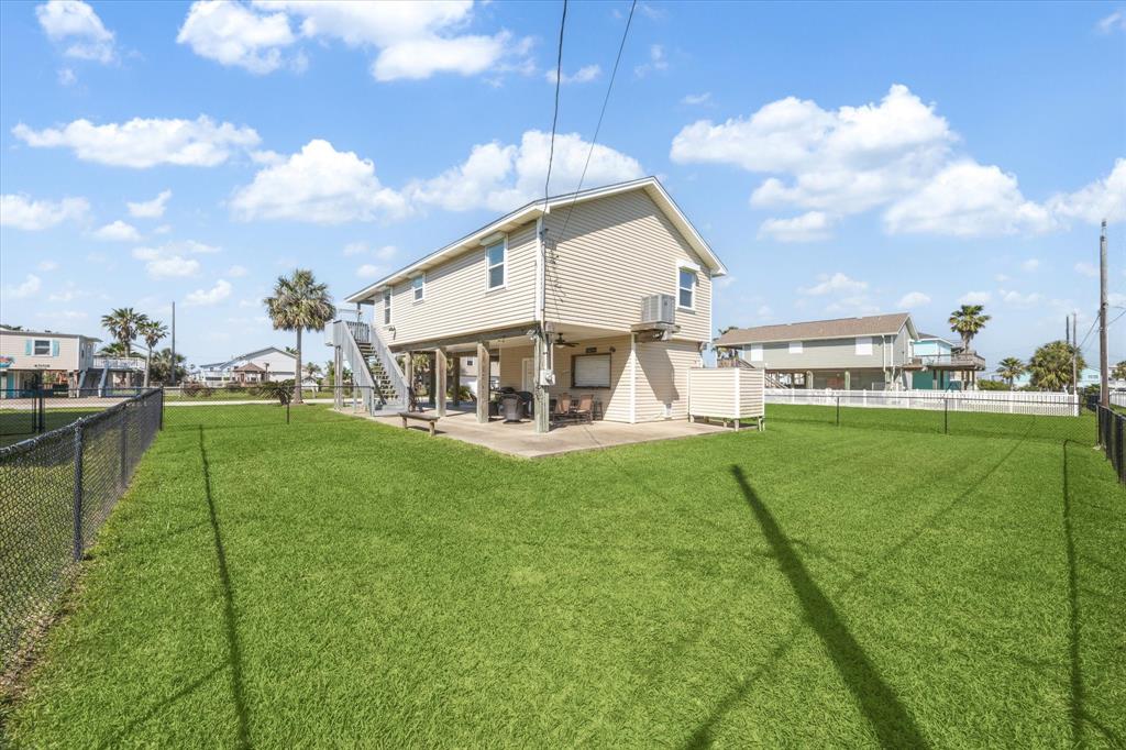 4003 Reeves Drive, Galveston, Texas image 23