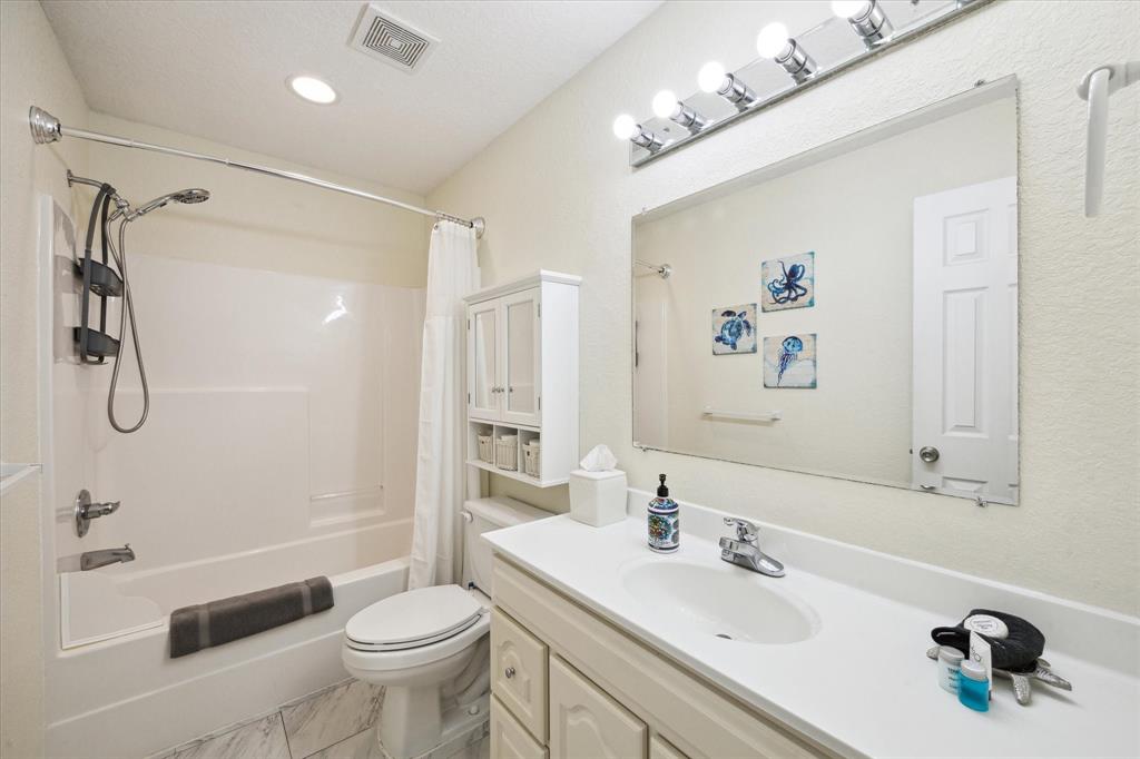 4003 Reeves Drive, Galveston, Texas image 13