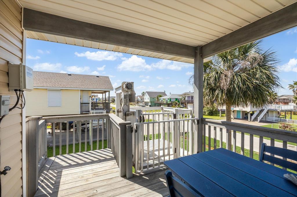 4003 Reeves Drive, Galveston, Texas image 20