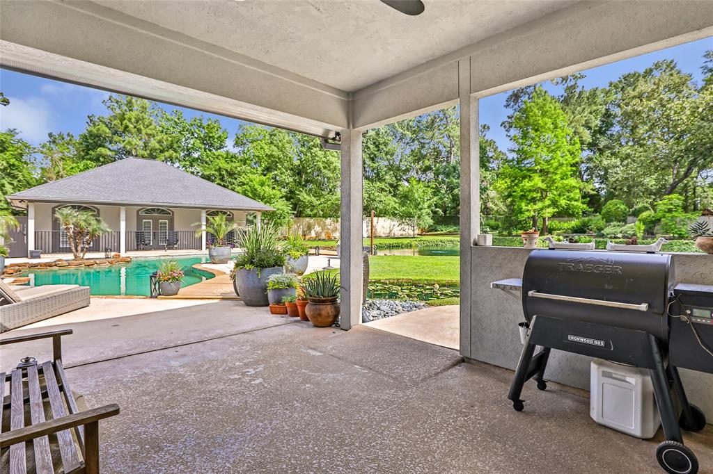 11 Turtle Cove Court, Kingwood, Texas image 27