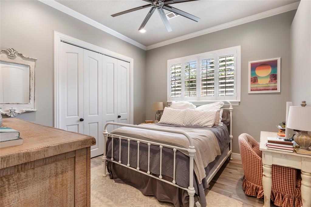 11 Turtle Cove Court, Kingwood, Texas image 15