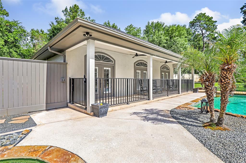 11 Turtle Cove Court, Kingwood, Texas image 32