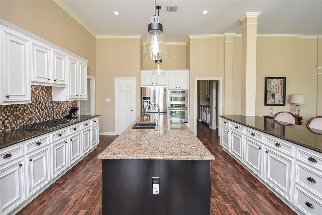 9110 Royal Crest Lane, Richmond, Texas image 21