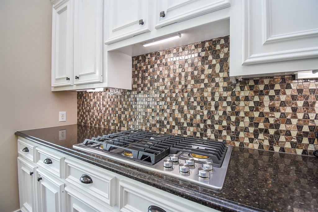 9110 Royal Crest Lane, Richmond, Texas image 26
