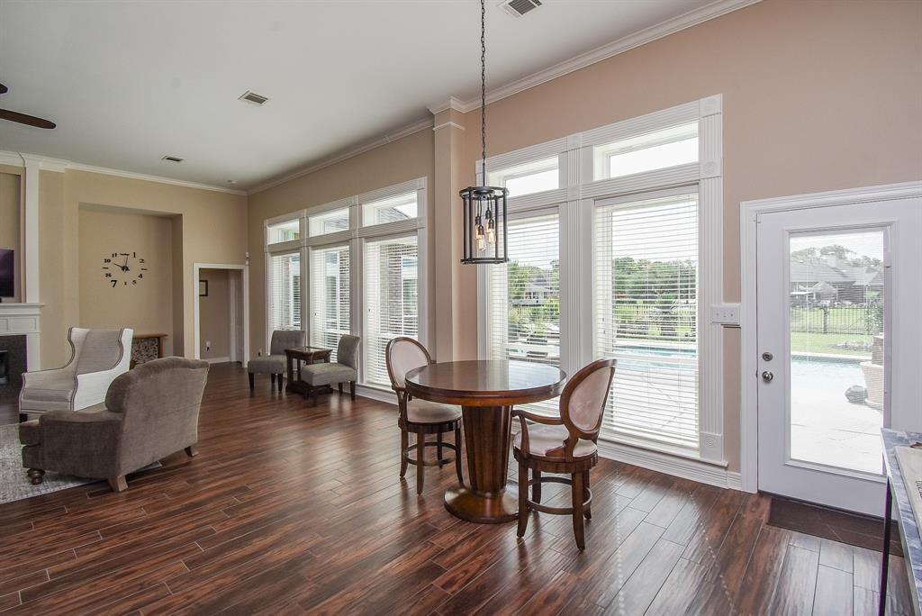 9110 Royal Crest Lane, Richmond, Texas image 27