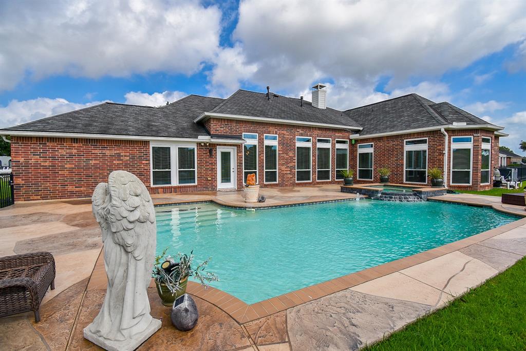 9110 Royal Crest Lane, Richmond, Texas image 30