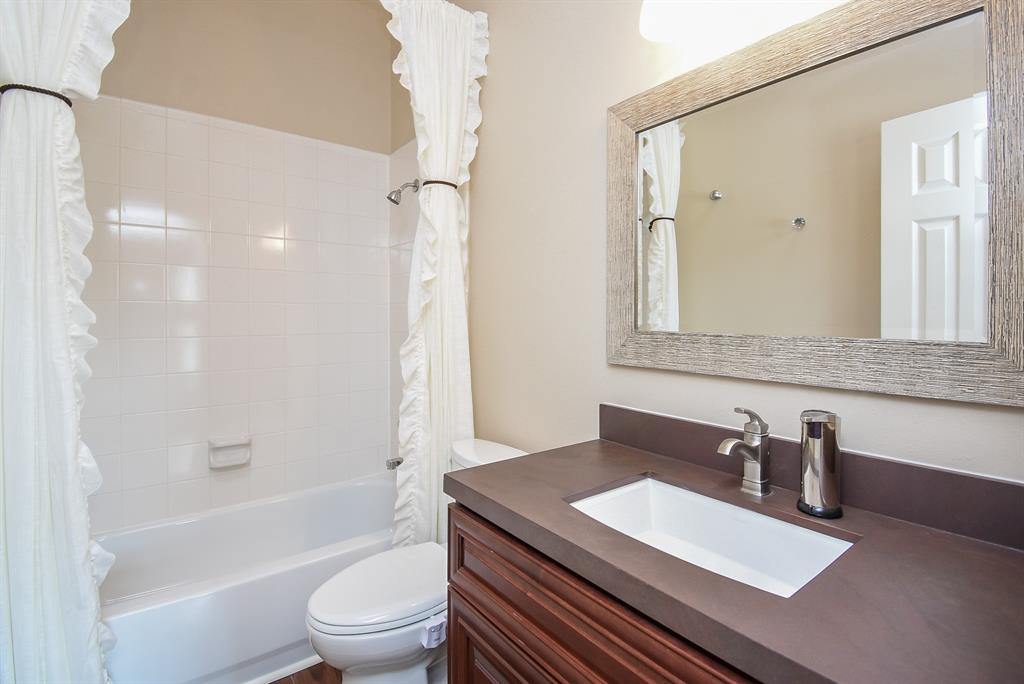 9110 Royal Crest Lane, Richmond, Texas image 43