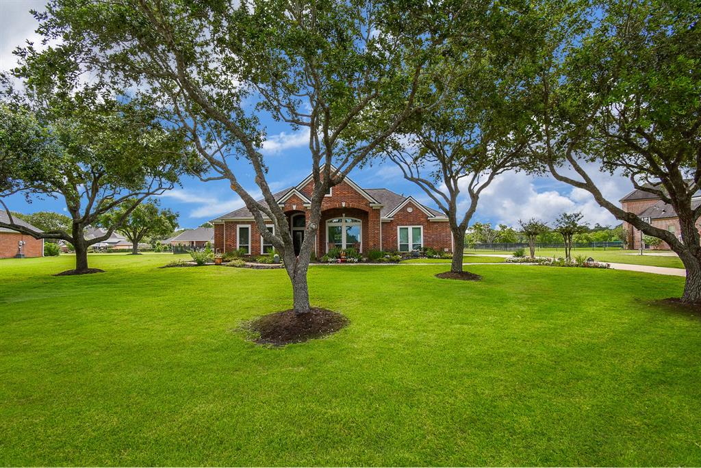 9110 Royal Crest Lane, Richmond, Texas image 2