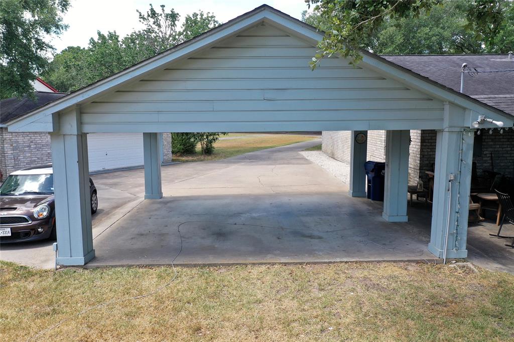 4 Shantilly Lane, Bay City, Texas image 35