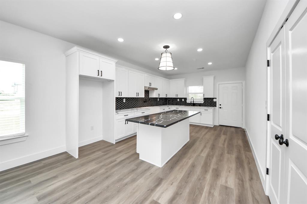 5046 Muske Ln Lane, Brookshire, Texas image 14