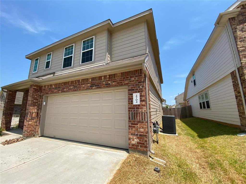2702 Hoffman Court