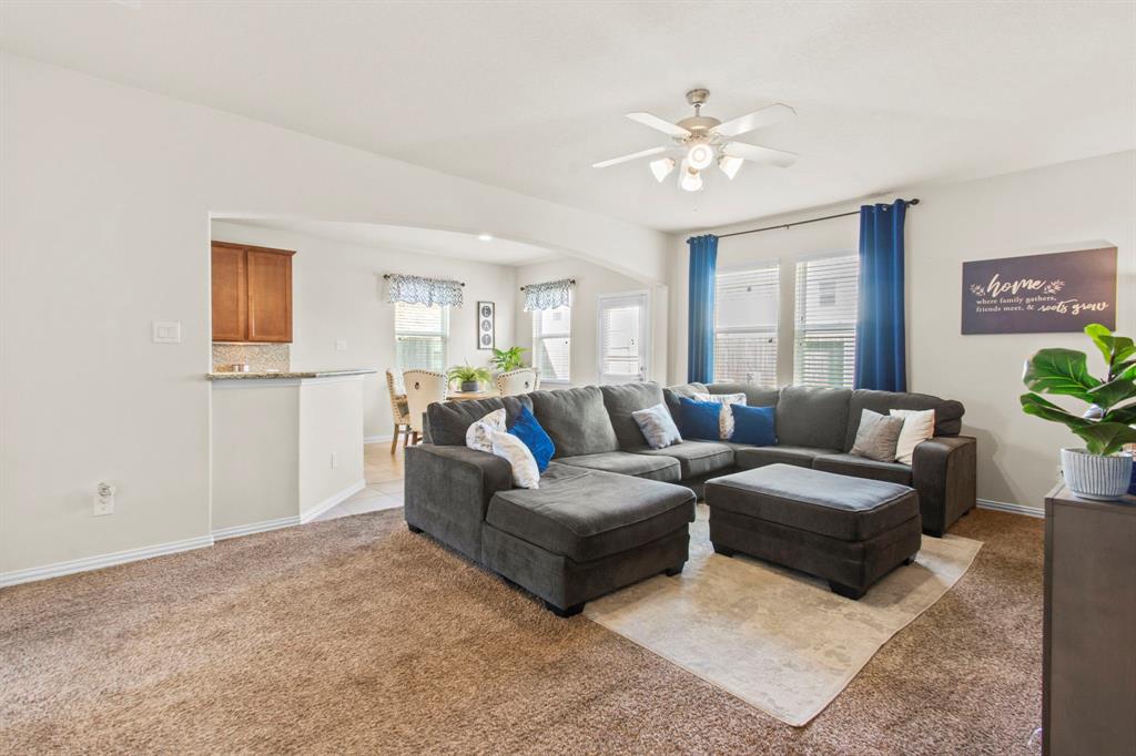 9906 Wood Wind Court, Baytown, Texas image 13