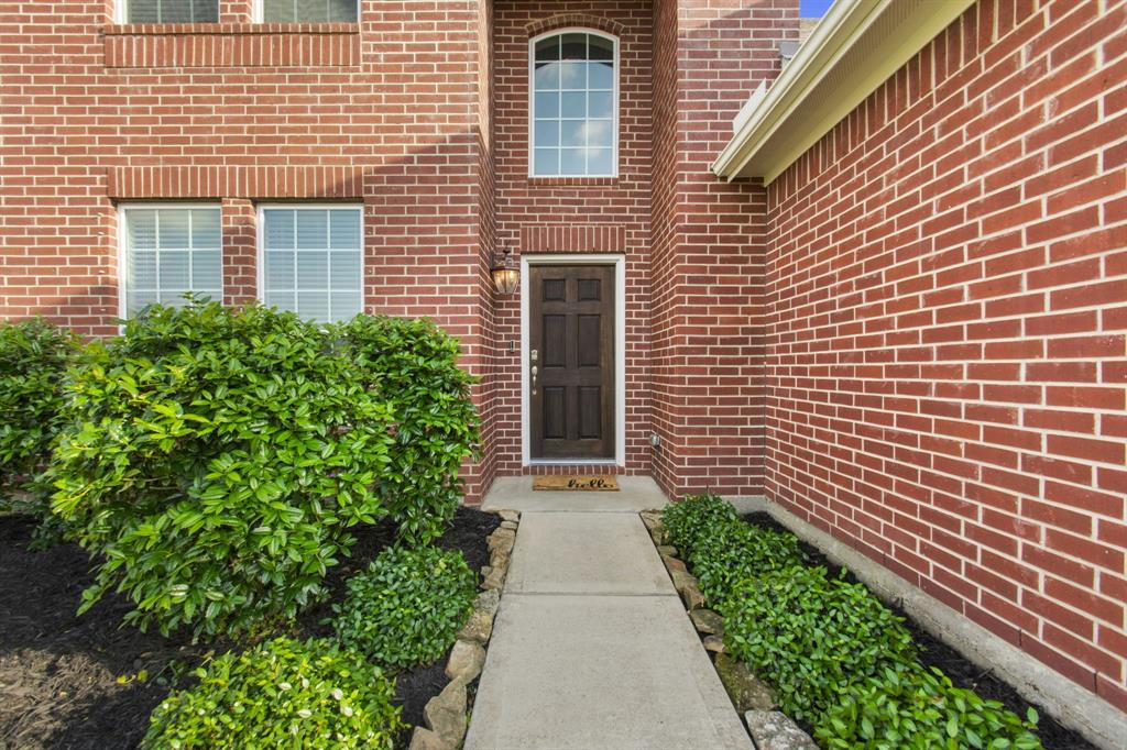 9906 Wood Wind Court, Baytown, Texas image 6