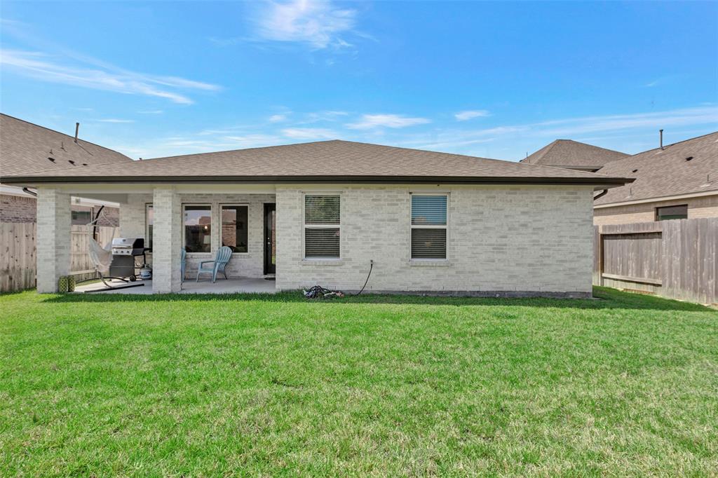2814 Bayrose Drive, Texas City, Texas image 34