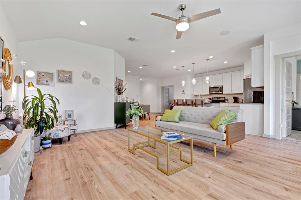 2814 Bayrose Drive, Texas City, Texas image 14