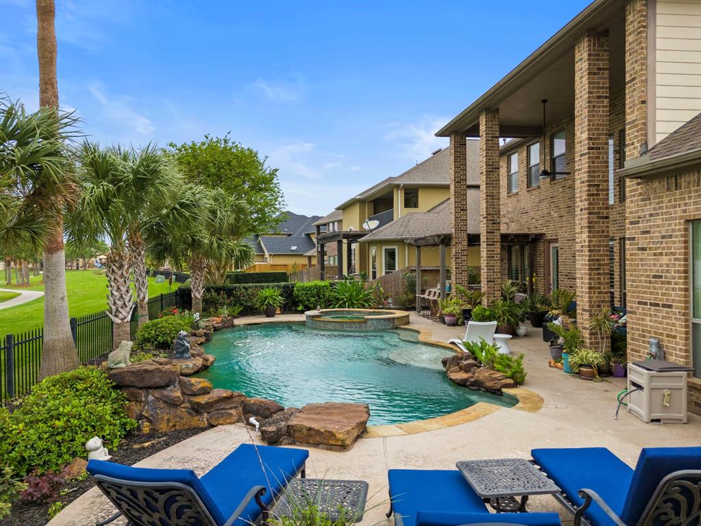 4616 La Escalona Drive, League City, Texas image 42