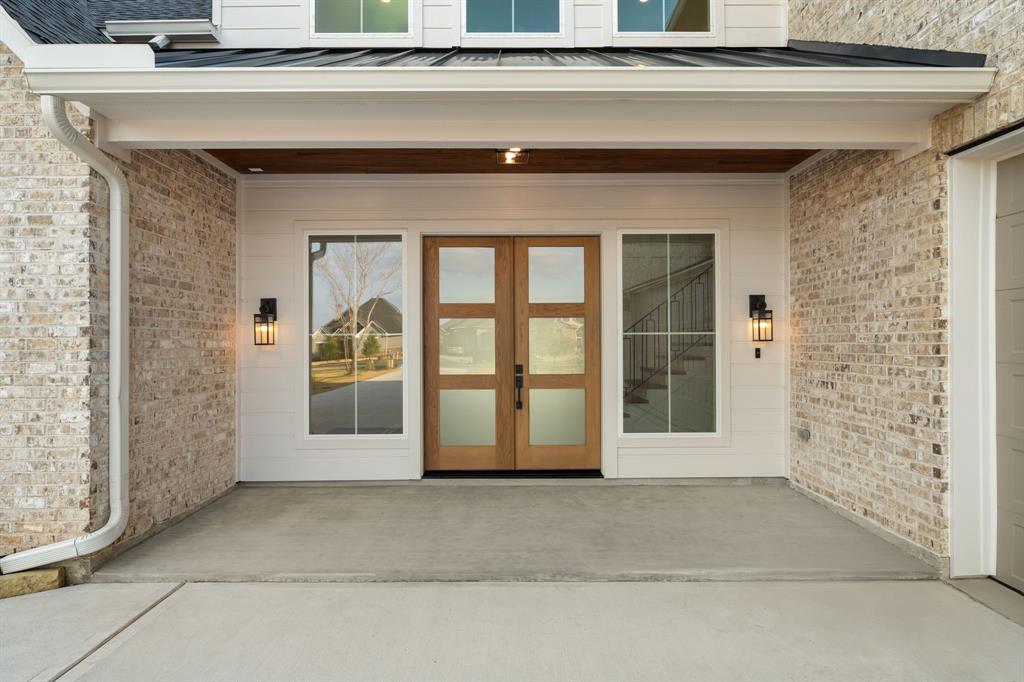 11585 Grandview Drive