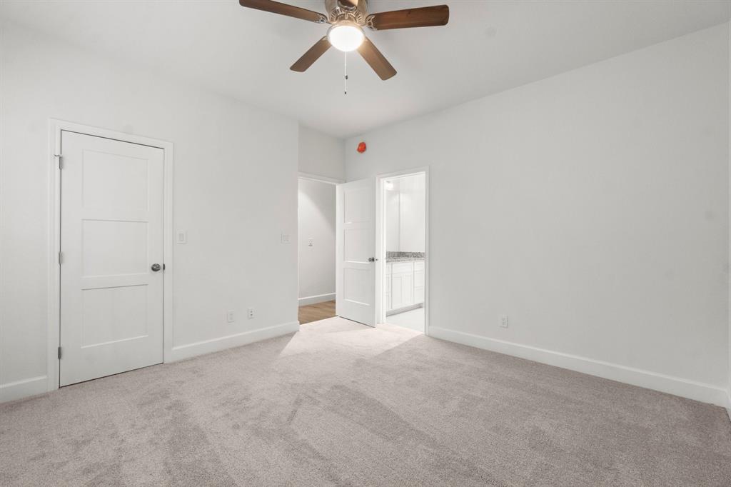 28200 E Stallion Lane, Waller, Texas image 37