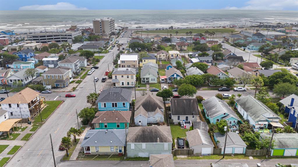 3306 Avenue R, Galveston, Texas image 37