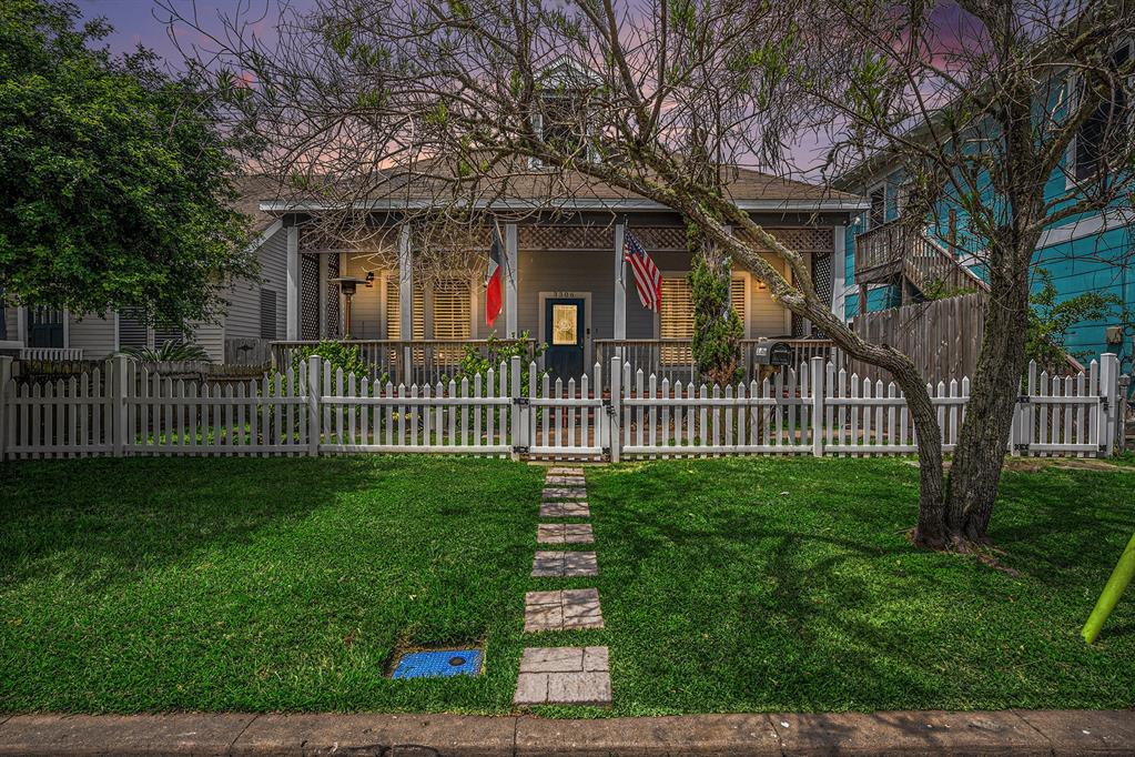 3306 Avenue R, Galveston, Texas image 4