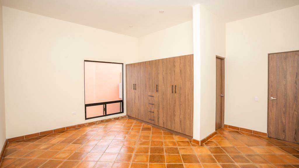 37700, Mexico, 3 Bedrooms Bedrooms, ,4 BathroomsBathrooms,Residential,Active,51655