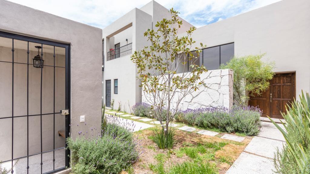 37700, Mexico, 3 Bedrooms Bedrooms, ,4 BathroomsBathrooms,Residential,Active,51655