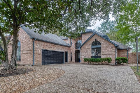 Single Family Residence in Houston TX 1330 Wickshire Lane.jpg
