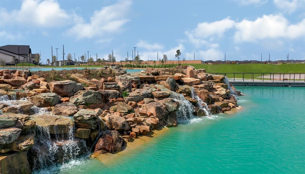 30835 Sherston Lake Loop, Fulshear, Texas image 28