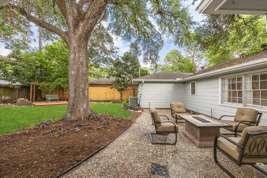 10006 Wickersham Lane, Houston, Texas image 20