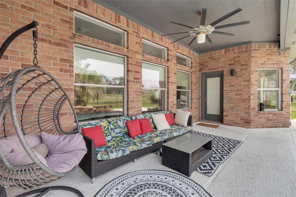 18327 Marlin Waters Drive, Humble, Texas image 8