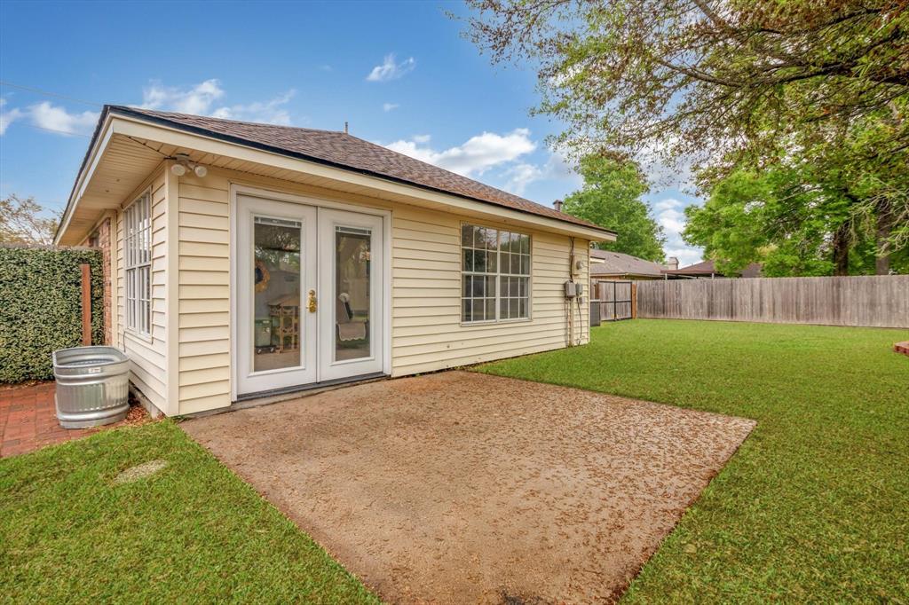 6745 Gladys Avenue, Beaumont, Texas image 39