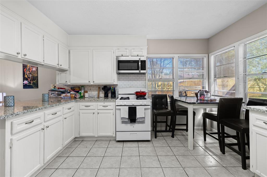 12109 22nd Street, Santa Fe, Texas image 5