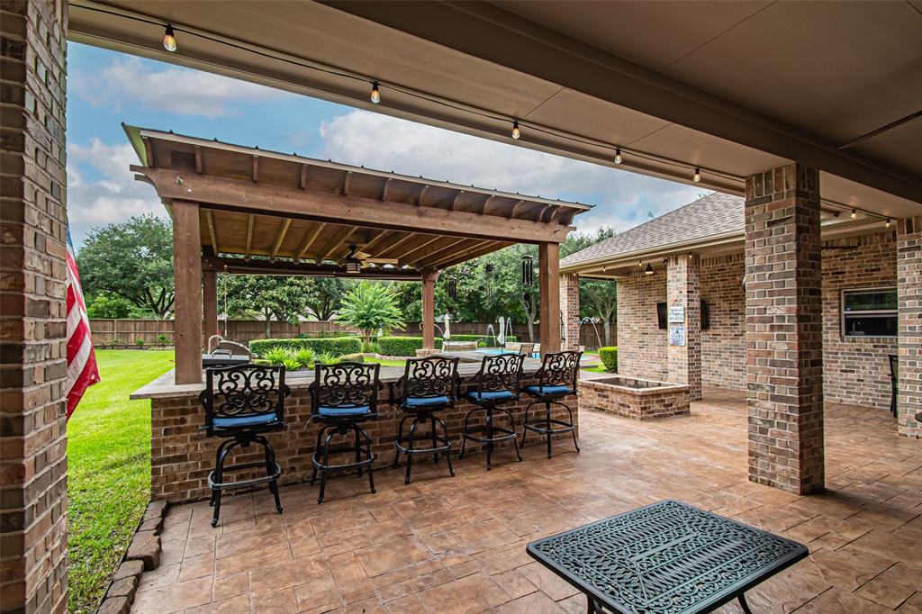 17403 Ledgefield