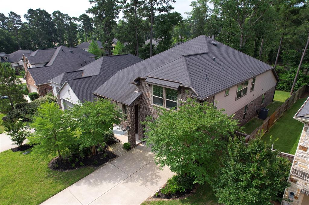 309 Serenata Woods Trail