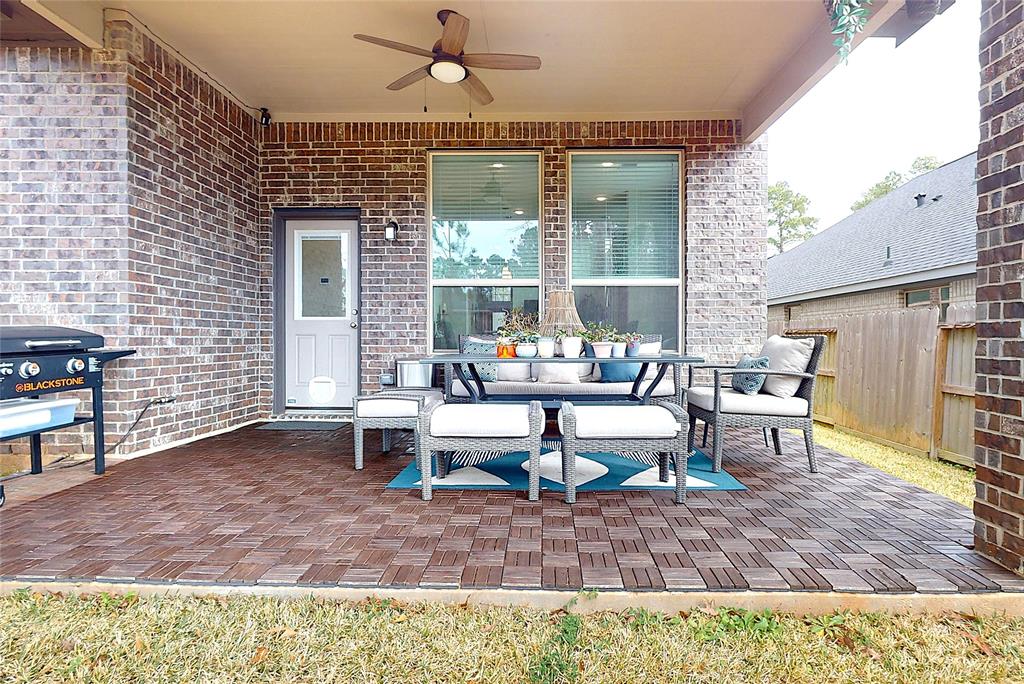 309 Serenata Woods Trail, Conroe, Texas image 30