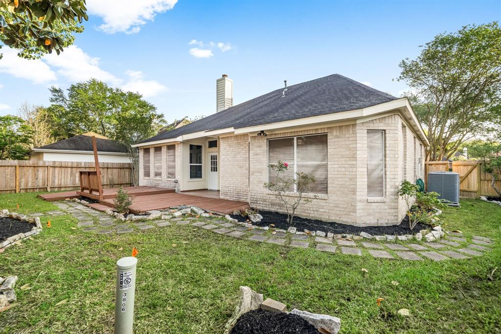 3806 Hillbrook Drive, Pearland, Texas image 28