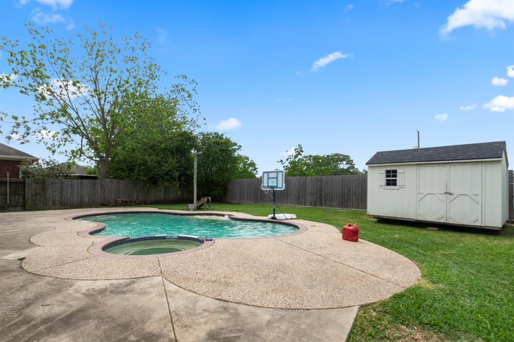 2608 George Street, Pearland, Texas image 33