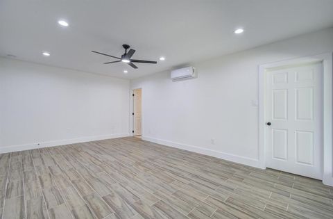 listing image 30