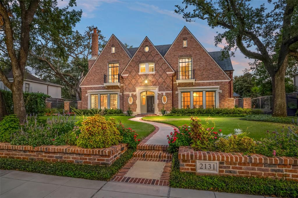 2131 Brentwood Drive, Houston, Texas image 1