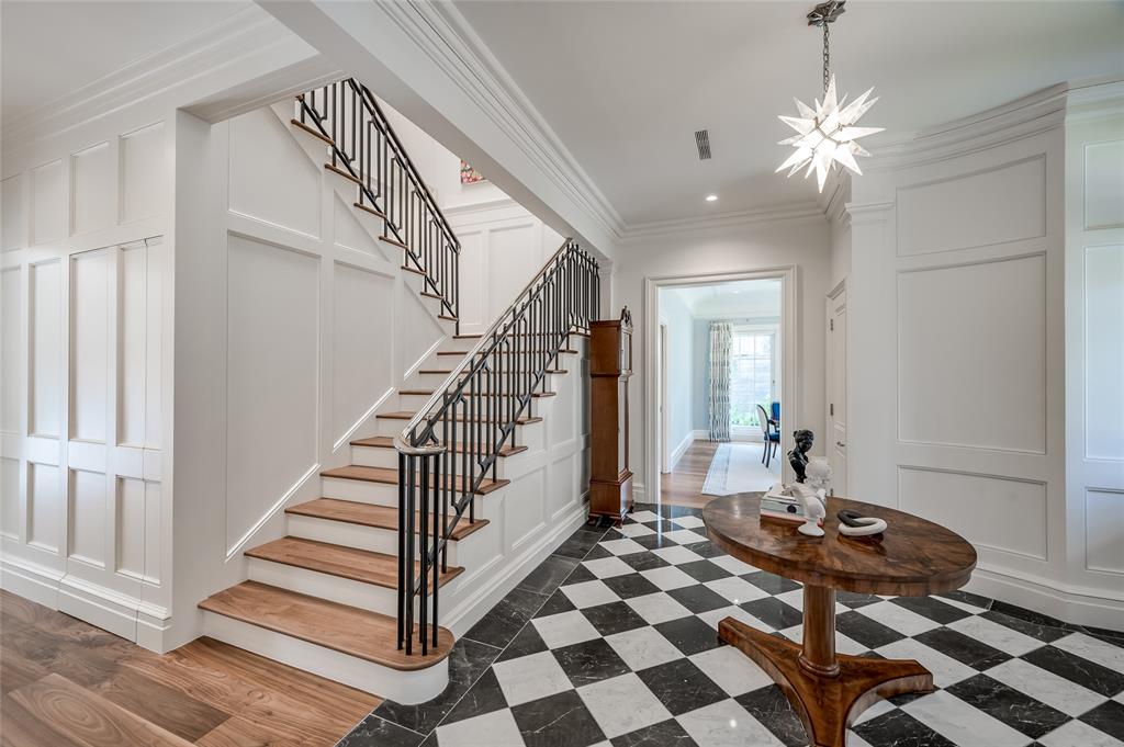 2131 Brentwood Drive